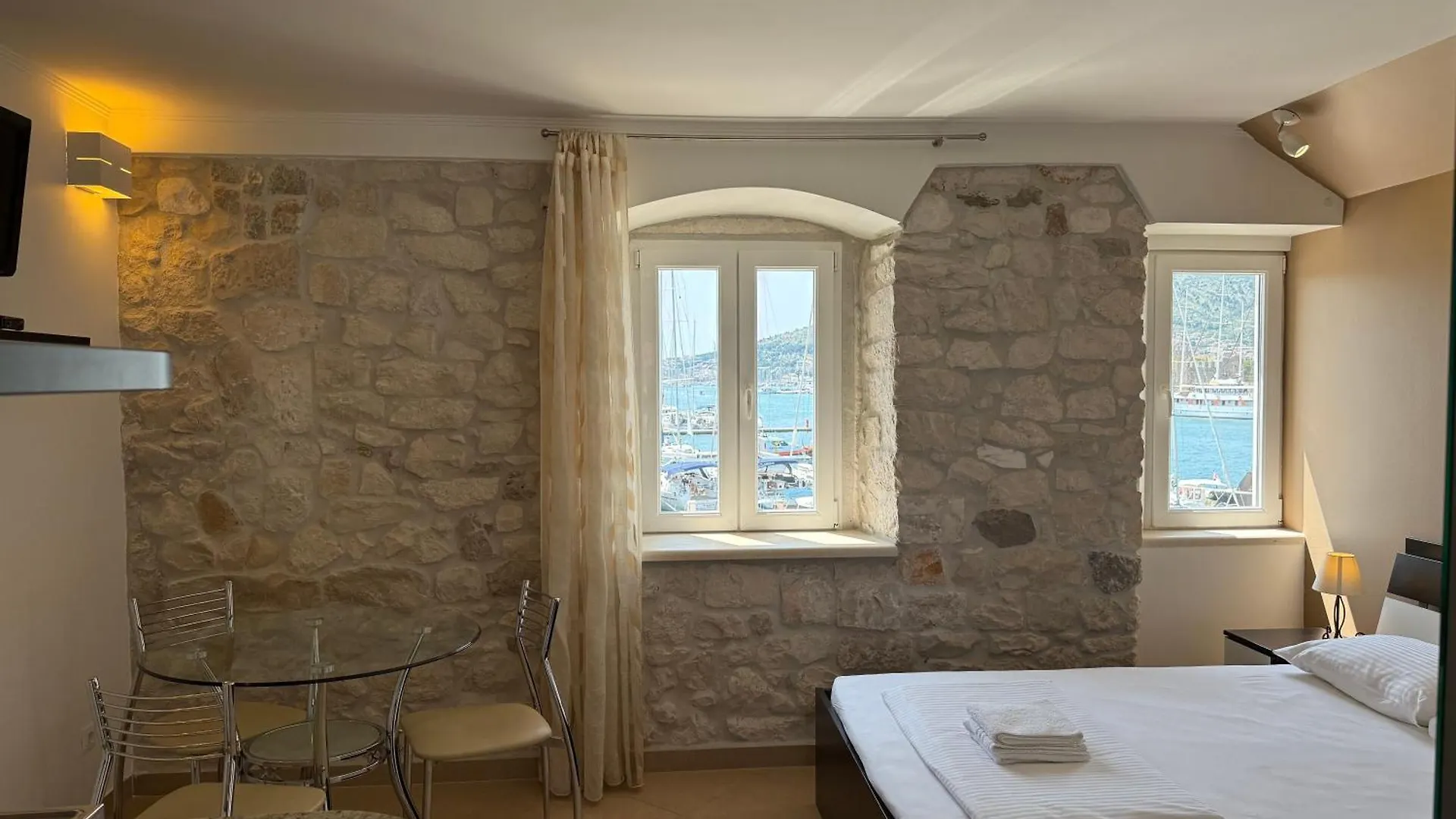 Apartment Elion