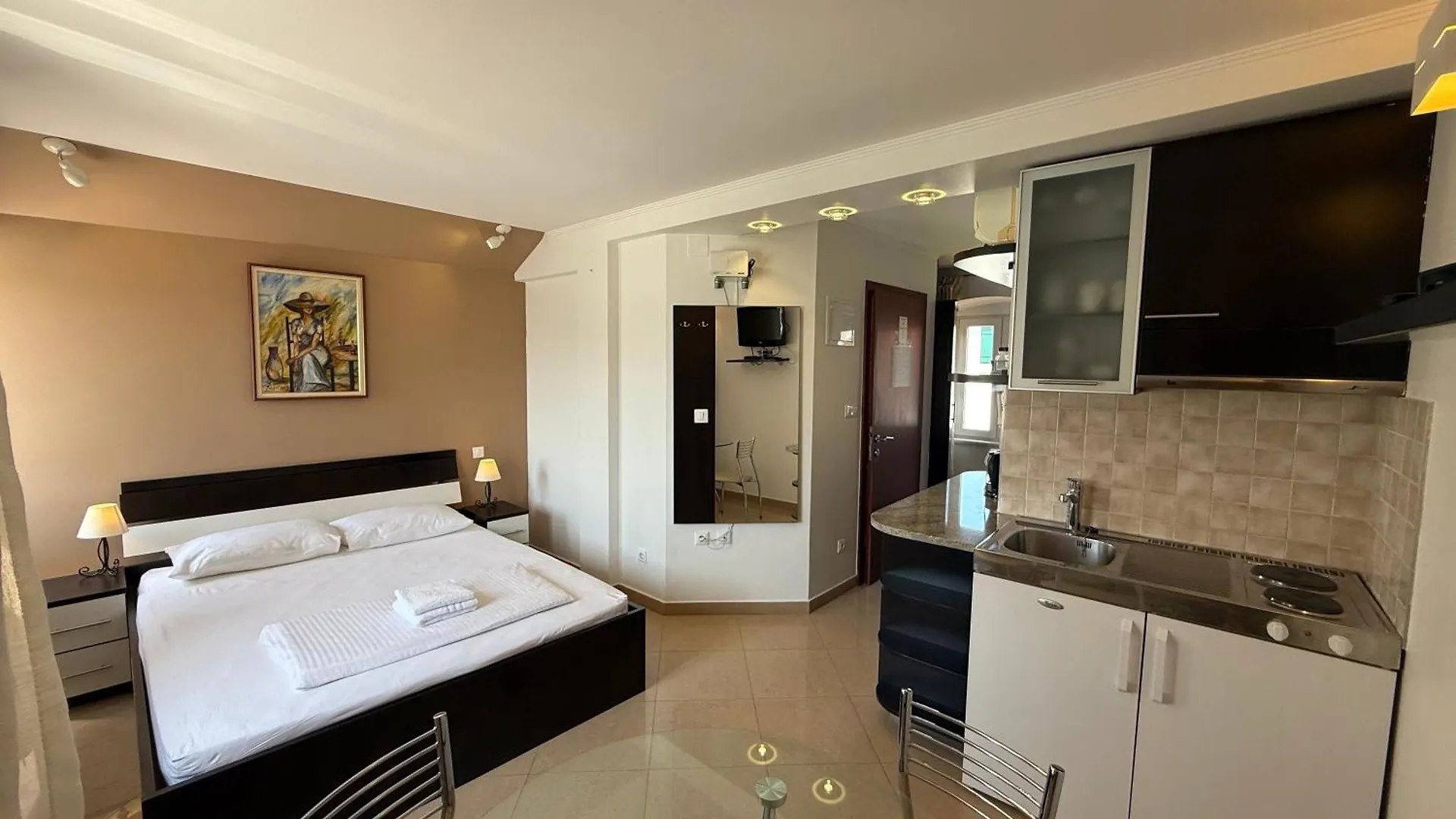 Apartment Elion